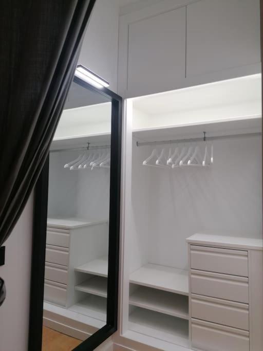 Studio Paris Apartment Estepona Exterior foto