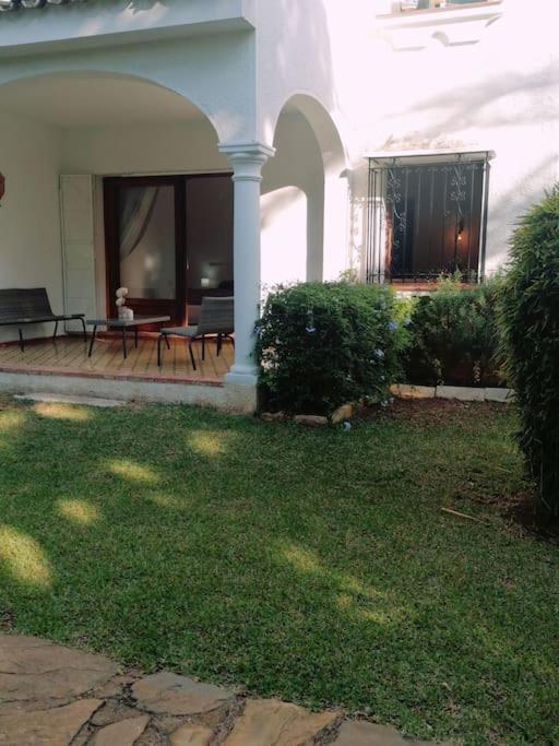 Studio Paris Apartment Estepona Exterior foto